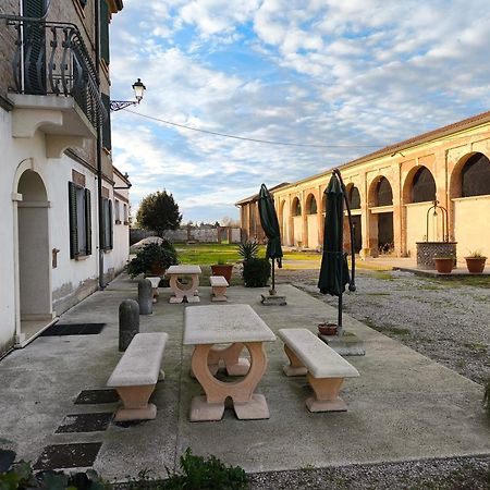 Volivia Relais Bed and Breakfast Pegognaga Buitenkant foto